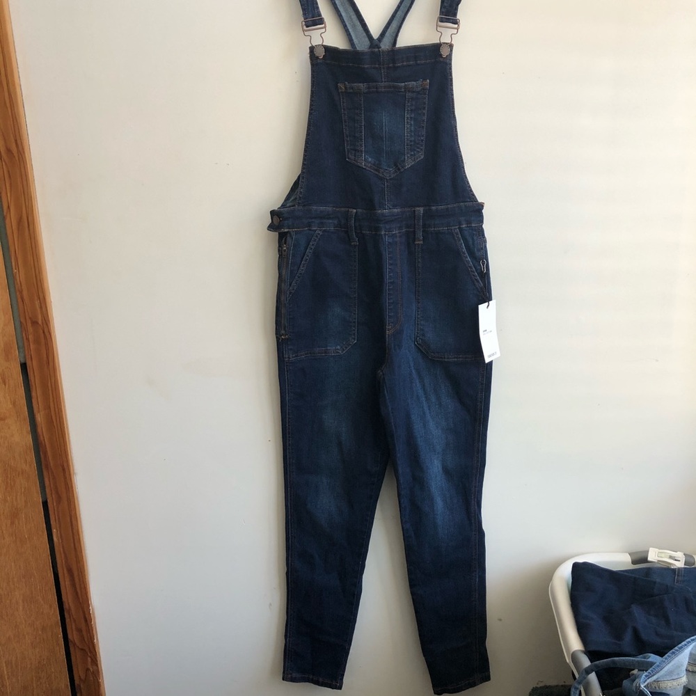 Forever 21 overalls brand new with tags size M*
